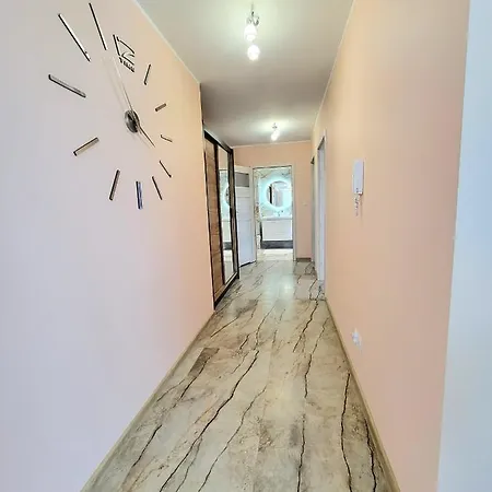 Apartament Eksclusive Paradise Down Town 6 Persons 3 *